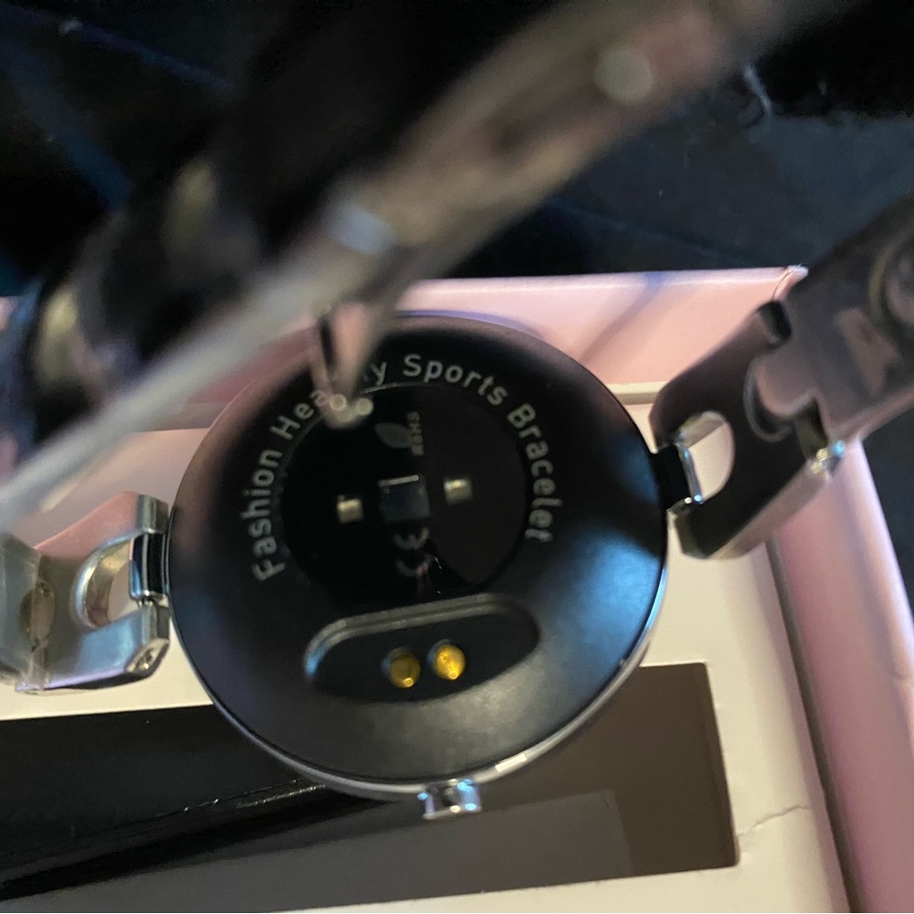 Women’s smart luxury watch. - Picture 4 of 5